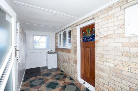 Photo of property in 1 Breckons Avenue, Nawton, Hamilton, 3200