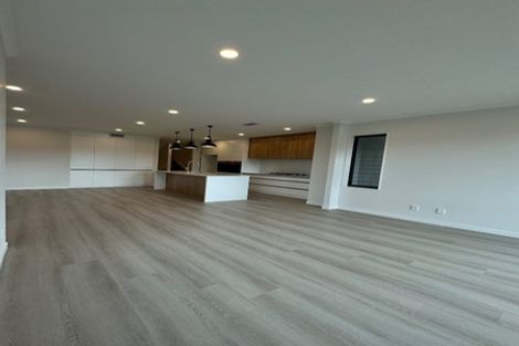 Photo of property in 9 Kikorangi Drive, Wainui, 0992