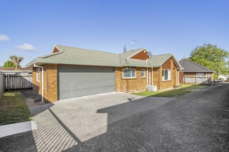 Photo of property in 2/48 Seabrook Avenue, New Lynn, Auckland, 0600