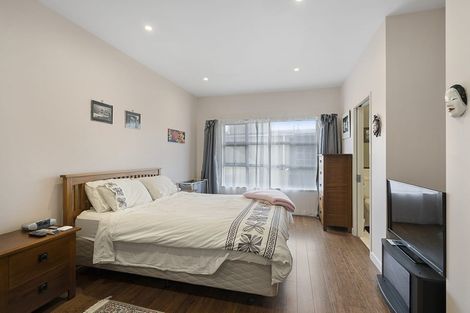 Photo of property in Galleria Apartments, 4/77 Tory Street, Te Aro, Wellington, 6011