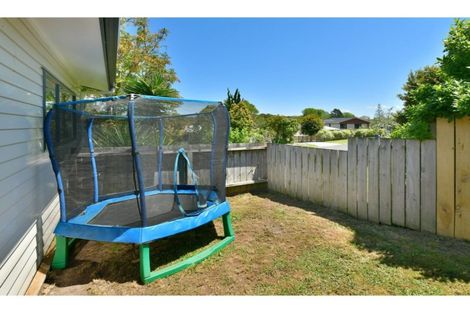 Photo of property in 88a Brian Crescent, Stanmore Bay, Whangaparaoa, 0932