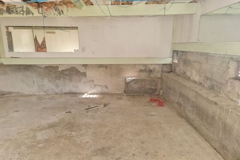 Photo of property in 35 Hukatai Street, Elsdon, Porirua, 5022