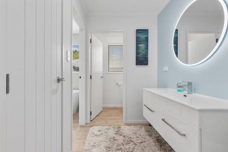 Photo of property in 123 Adler Drive, Ohauiti, Tauranga, 3112