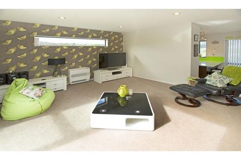 Photo of property in 114 Voyager Drive, Gulf Harbour, Whangaparaoa, 0930