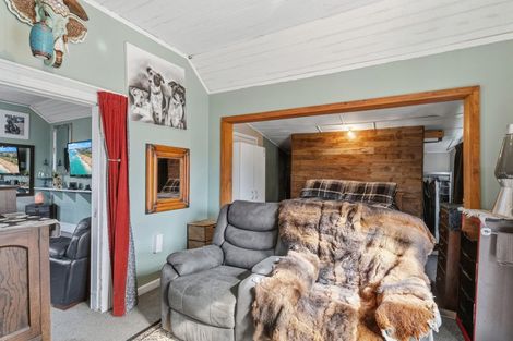 Photo of property in 715 Bluff Highway, Clifton, Invercargill, 9877