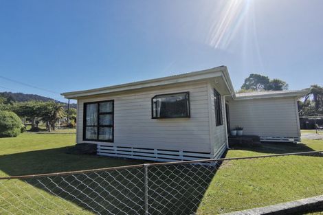 Photo of property in 47 Aylmer Street, Ross, 7812