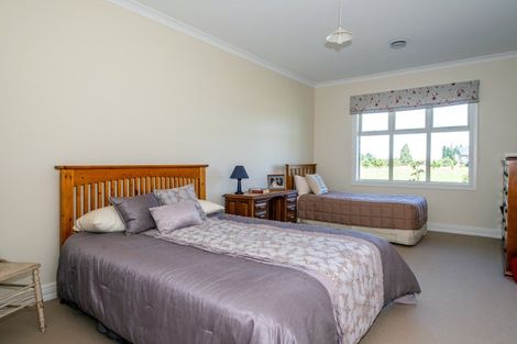 Photo of property in 61 Hekeao Road, Surrey Hills, Ashburton, 7778