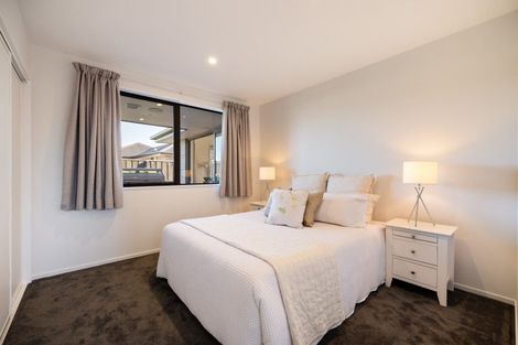 Photo of property in 8 Plover Avenue, Amberley, 7410