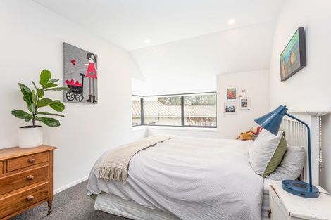 Photo of property in 2/56 Saint James Avenue, Papanui, Christchurch, 8053