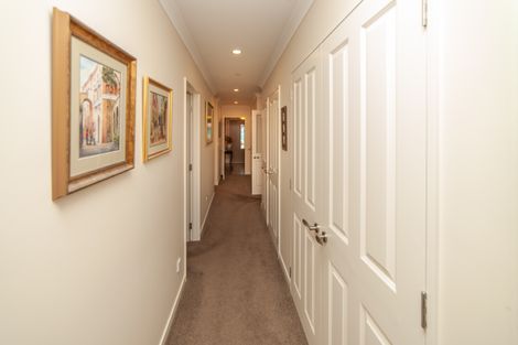 Photo of property in 15 Old Red Barn Road, Halswell, Christchurch, 8025