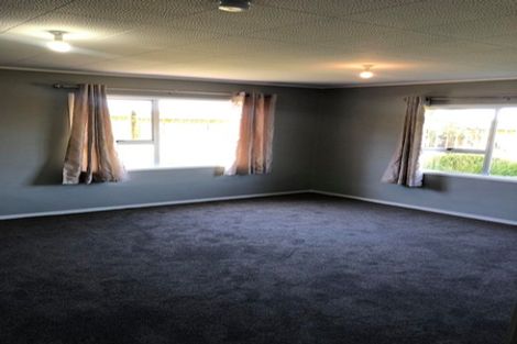 Photo of property in 2/140 Metcalfe Road, Ranui, Auckland, 0612