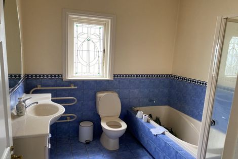 Photo of property in 1 Para Street, Miramar, Wellington, 6022