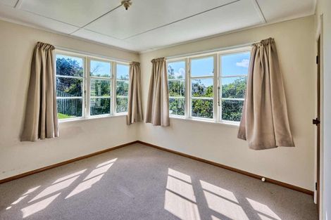 Photo of property in 14 Bromley View, Ranui, Porirua, 5024