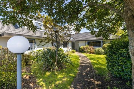 Photo of property in 10d Kinross Drive, Merrilands, New Plymouth, 4312