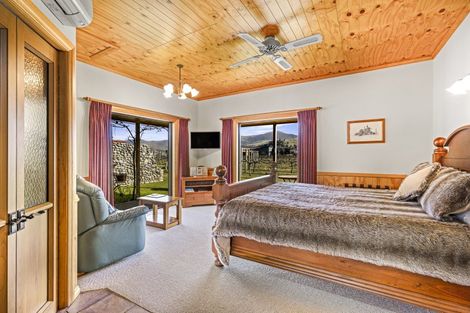 Photo of property in 1 Shortcut Road, Cromwell, 9310