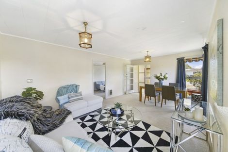 Photo of property in 4 Robert Allan Way, Pakuranga Heights, Auckland, 2010