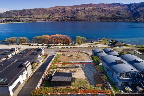 Photo of property in 139 Lakeside Road, Wanaka, 9305