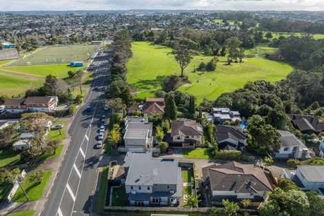 Photo of property in 219 East Coast Road, Campbells Bay, Auckland, 0620
