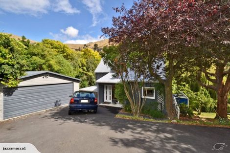 Photo of property in 18 Evans Pass Road, Sumner, Christchurch, 8081
