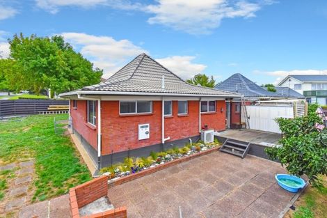 Photo of property in 1a Sikkim Crescent, Clover Park, Auckland, 2019