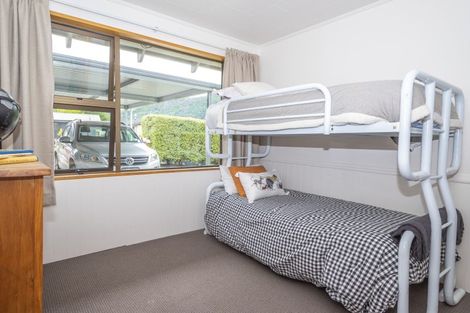 Photo of property in 27 Hood Crescent, Arrowtown, 9302