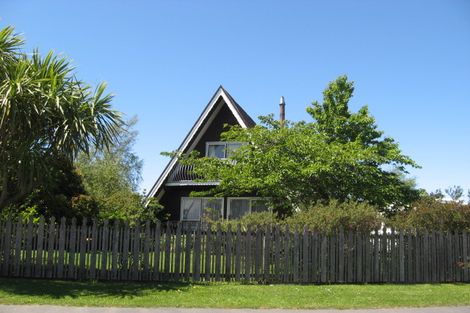 Photo of property in 16 Gibbs Drive, Woodend, 7610