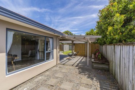 Photo of property in 10 Lorna Irene Drive, Raumati South, Paraparaumu, 5032