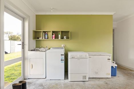 Photo of property in 10 Parker Road, Huntly, 3771