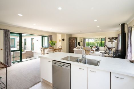 Photo of property in 2 Hanna Place, Havelock North, 4130