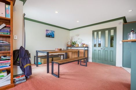 Photo of property in 125 Eskdale Road, Papakowhai, Porirua, 5024