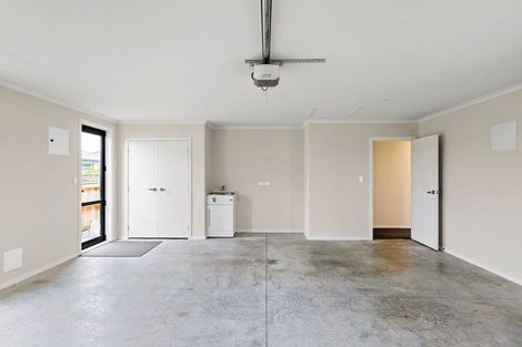 Photo of property in 67 Jarrett Terrace, Leamington, Cambridge, 3432