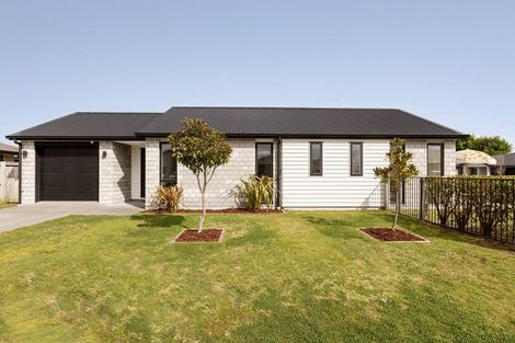 Photo of property in 67 Te Wharo Drive, Papamoa, 3118