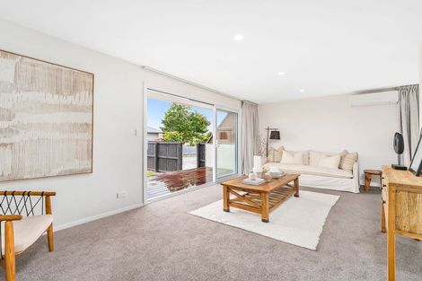 Photo of property in 15 Pethig Place, Halswell, Christchurch, 8025