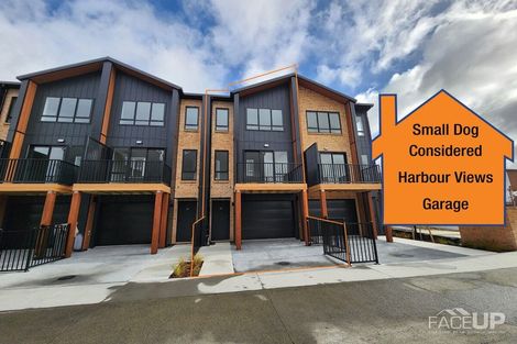 Photo of property in 2/35 Marine Parade, Mount Maunganui, 3116