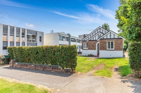 Photo of property in 2 Wynyard Road, Mount Eden, Auckland, 1024