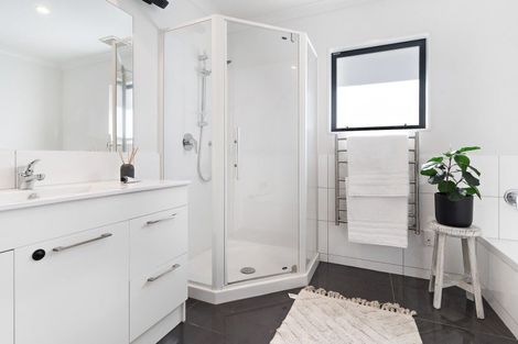 Photo of property in 43 Esther Street, Martinborough, 5711