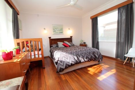 Photo of property in 249 Cambridge Street, Levin, 5510