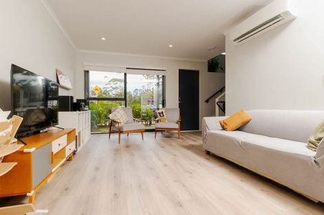 Photo of property in 67 Mettam Drive, Swanson, Auckland, 0614