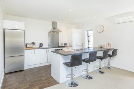 Photo of property in 21 Sunstone Crescent, Brown Owl, Upper Hutt, 5018