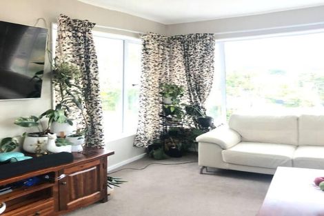 Photo of property in 11 Morgan Place, Tawa, Wellington, 5028