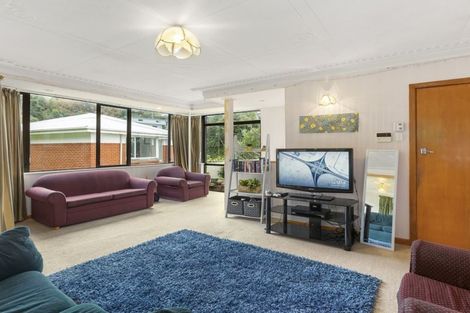 Photo of property in 23 Centennial Avenue, Helensburgh, Dunedin, 9010