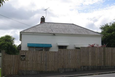 Photo of property in 1 School Road, Morningside, Auckland, 1021