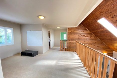 Photo of property in 8 Picasso Drive, West Harbour, Auckland, 0618