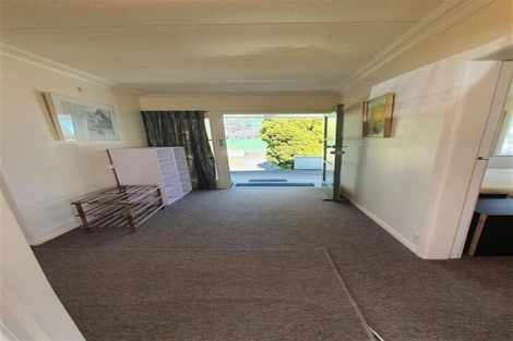 Photo of property in 76 Tiro Tiro Road, Levin, 5510