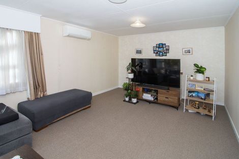 Photo of property in 43 South Belt, Solway, Masterton, 5810