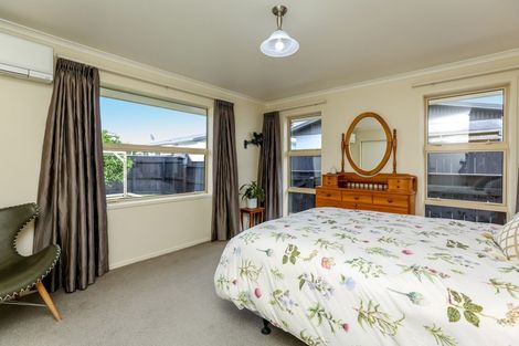 Photo of property in 12 Ropiha Street, Fitzroy, New Plymouth, 4312