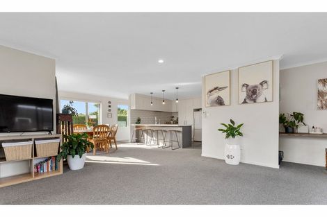 Photo of property in 6 Somerville Lane, Brightwater, 7022