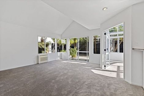 Photo of property in 1/20 Norwood Road, Bayswater, Auckland, 0622