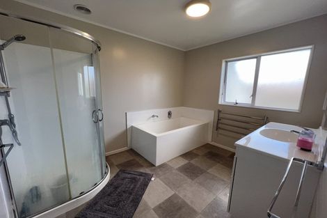 Photo of property in 37 Nicholas Road, Somerville, Auckland, 2014