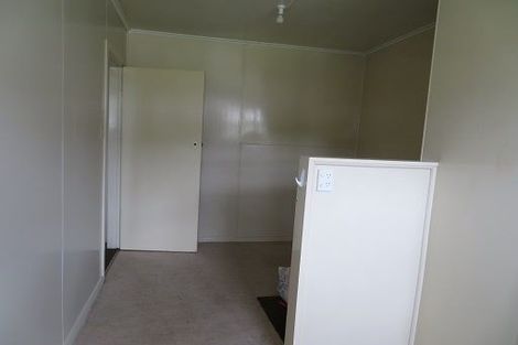 Photo of property in 3/50 Cruickshank Road, Clouston Park, Upper Hutt, 5018